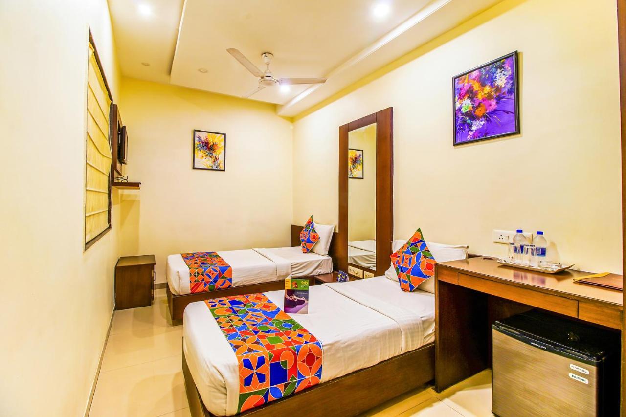 נאגפור Fabhotel Loharkar 54 מראה חיצוני תמונה